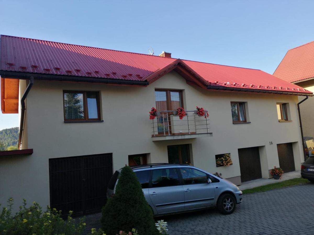 Pokoje U Jarka Krzyżowa Exterior foto