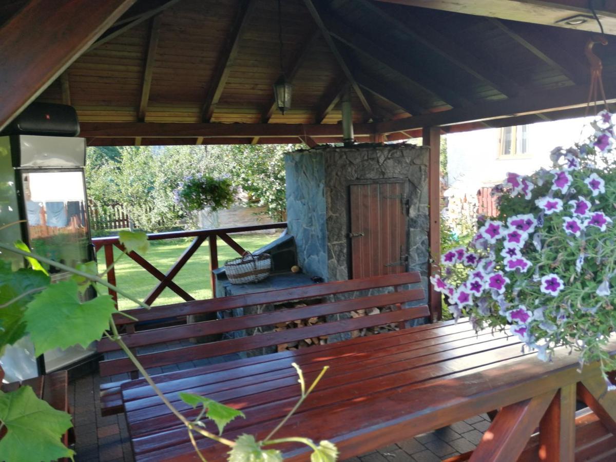 Pokoje U Jarka Krzyżowa Exterior foto